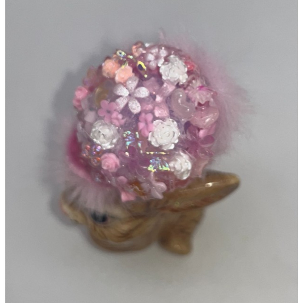 Vintage Ceramic Sitting Pretty Easter Bunny Poof Faux Fur Flower Hat Deb O. OOAK - Picture 15 of 16